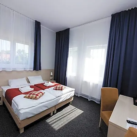 Nocleg ze śniadaniem Obis 3*