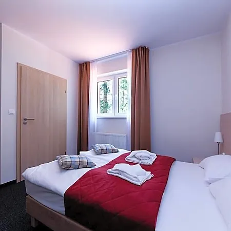 Obis Nocleg ze śniadaniem 3*